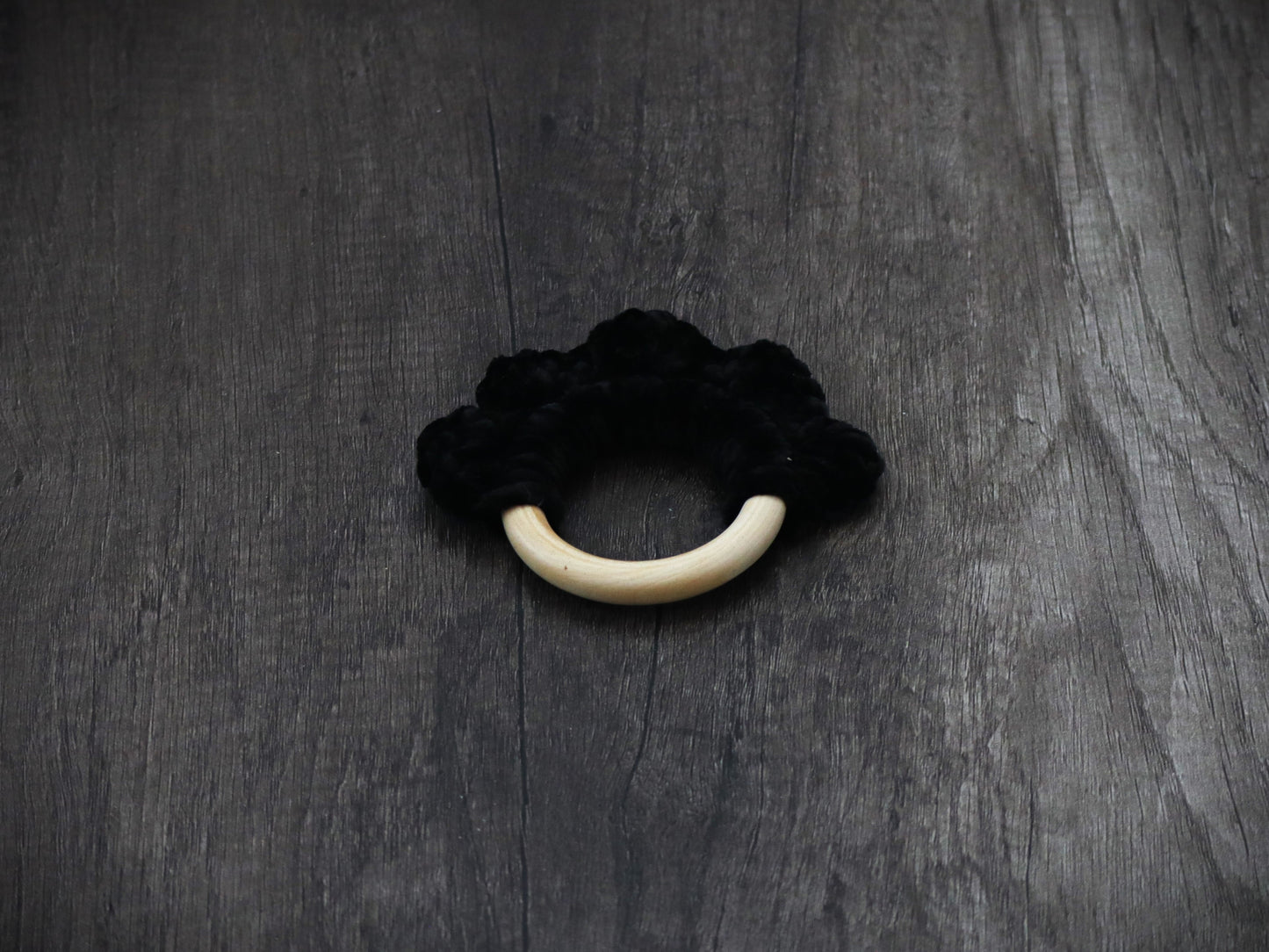 Crochet Baby Velvet Wooden Teething Ring Pattern