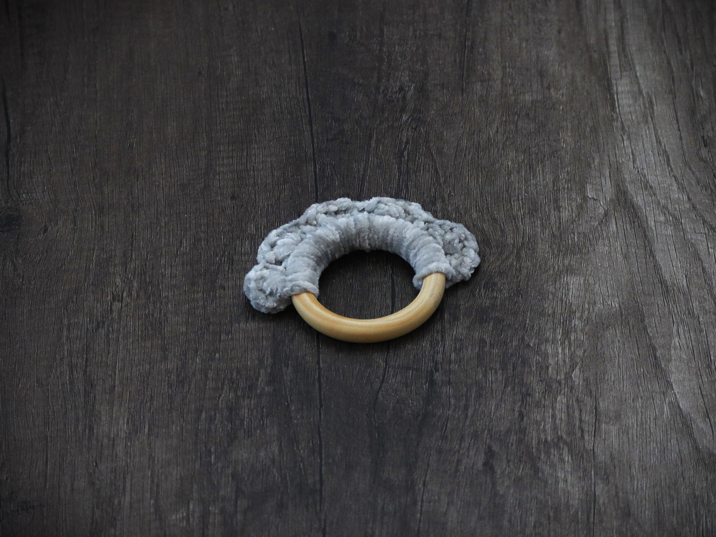 Crochet Baby Velvet Wooden Teething Ring Pattern